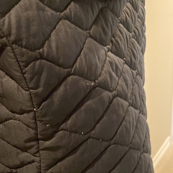 NORTH FACE quilted hooded jacket in size small - Picture 3 of 4